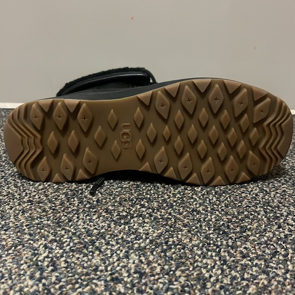 UGG Adirondack boot nylon - Picture 3 of 4